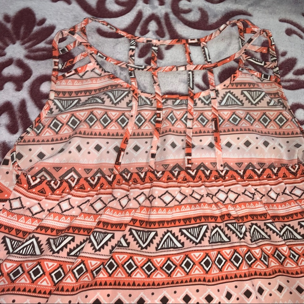 Orange patterned top - Picture 3 of 3